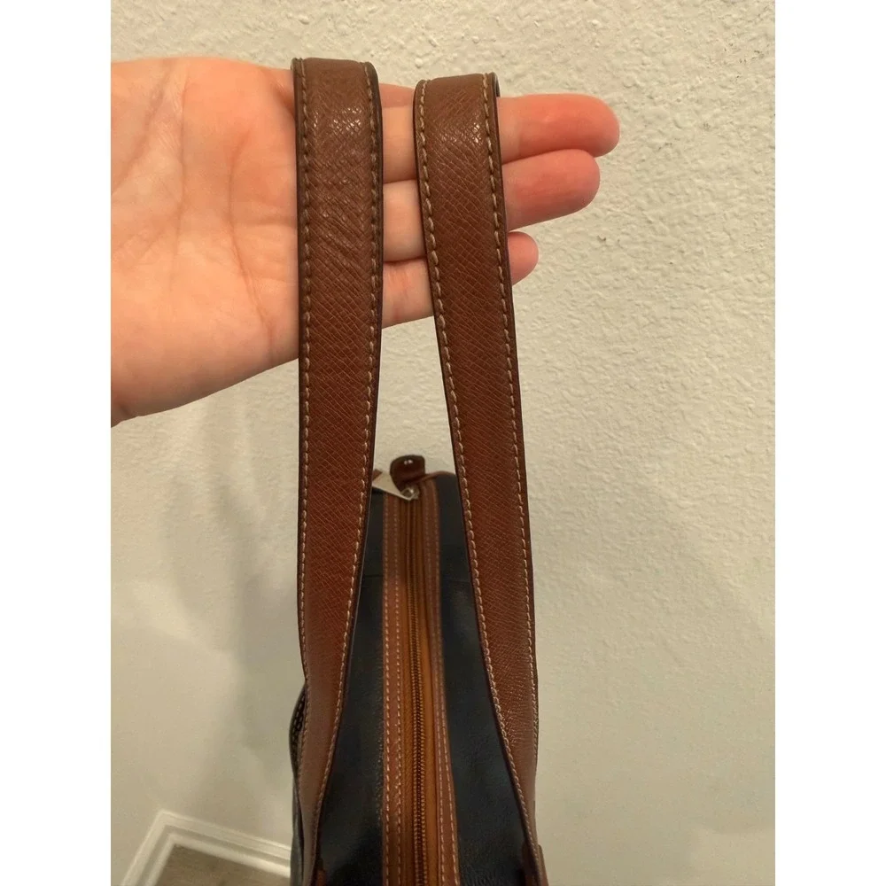 VTG Tignanello Leather BLACK & BROWN Color Block Shoulder Barrel Bag Purse